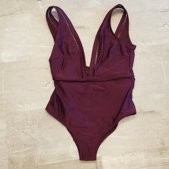 💕TED BAKER💕 Deep V Plunge One-Piece Swimsuit - Picture 7 of 8